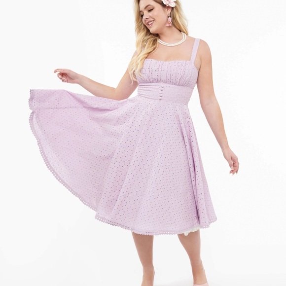 Unique Vintage Dresses & Skirts - Unique Vintage Midi Sundress